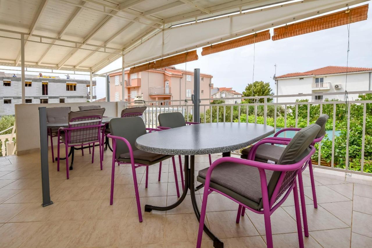 Apartment Kucinic Rogoznica  Luaran gambar